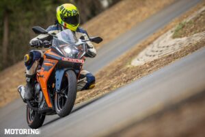 2023 KTM RC 390 Review - cornering