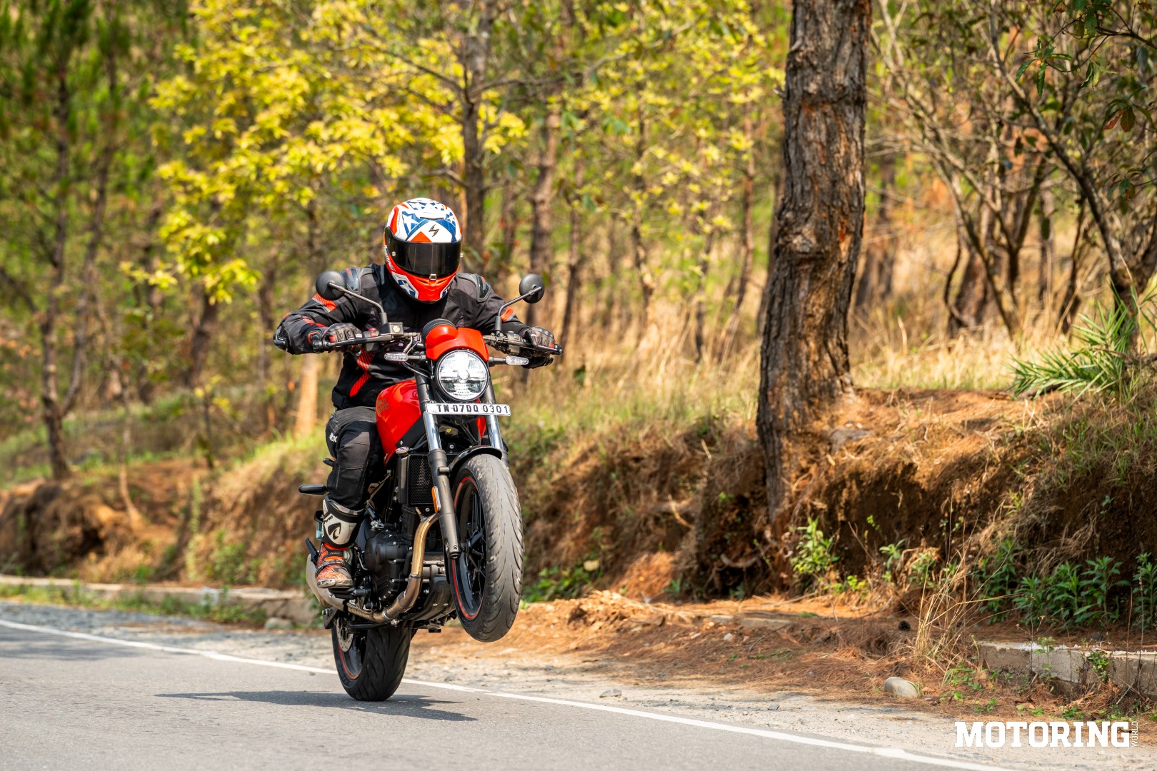 Royal Enfield Guerrilla 450 Apex Review: Calculated Strike