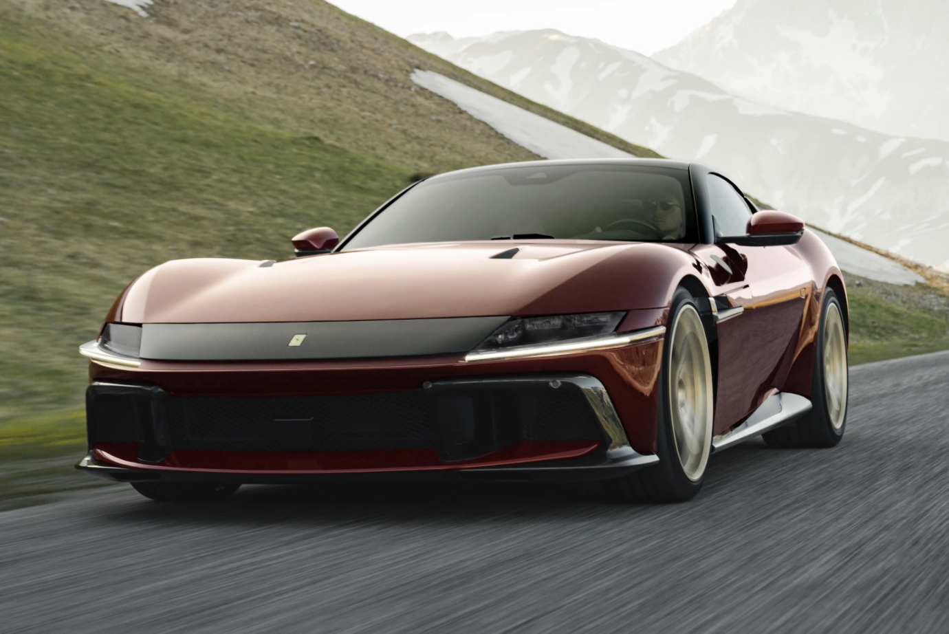 Ferrari 12Cilindri Manuale: Maranello Revives the Gated Manual